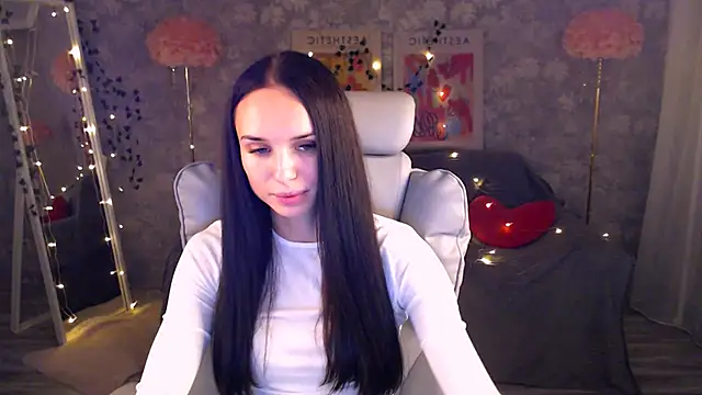 Snapshot of NicoleMerz chatting on 06/30/26, 05:25 NicoleMerz online show from 06/30/26, 05:25
