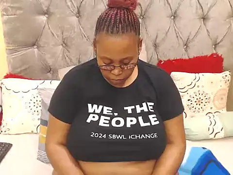 sexychubbypussyx online show from 06/12/26, 11:53