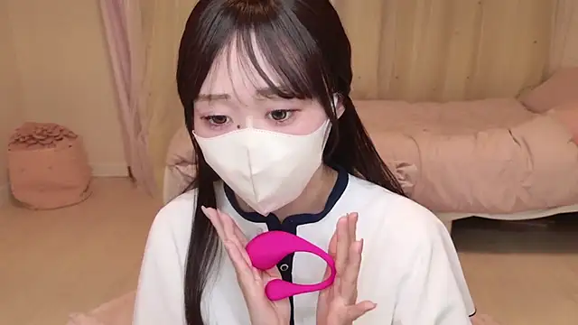 YURInya  online show from 06/28/26, 12:11