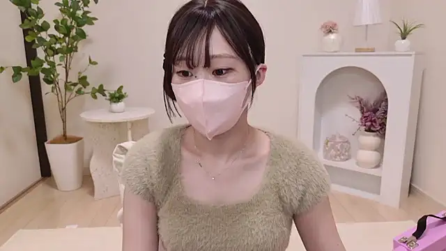 YURInya  online show from 07/25/26, 02:36