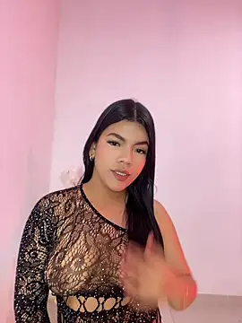 Dulce-Emi online show from 05/28/26, 01:14