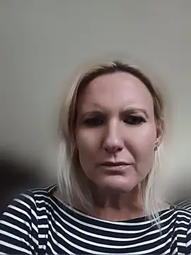 Isabelle Cora online show from 06/20/26, 02:20