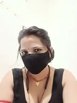 Snapshot of Karishma_bhabi3 chatting on 06/24/26, 05:01 Karishma bhabi3 online show from 06/24/26, 05:01
