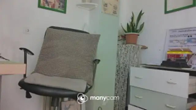 Snapshot of Mallorcasextoy chatting on 06/03/26, 02:33 Mallorcasextoy online show from 06/03/26, 02:33