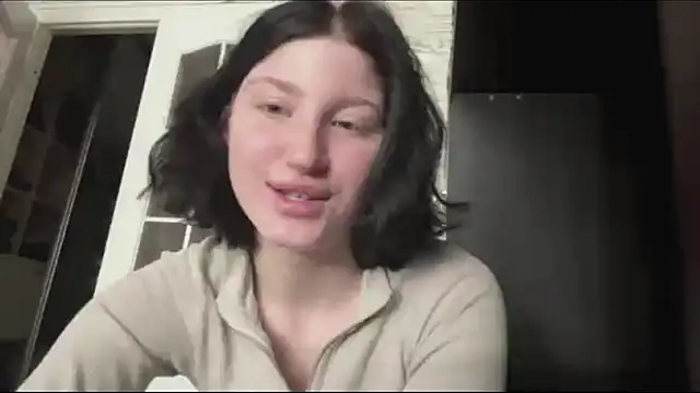 MckenzieOliver online show from 05/31/26, 07:59