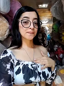 zoe r r online show from 05/29/26, 05:11