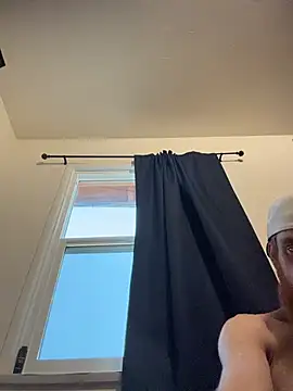 Snapshot of neonginger chatting on 06/25/26, 05:28 neonginger online show from 06/25/26, 05:28