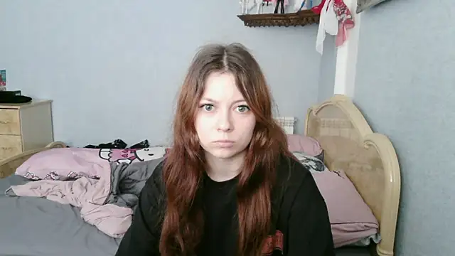 Snapshot of AlessiaViolet chatting on 07/14/26, 10:21 AlessiaViolet online show from 07/14/26, 10:21