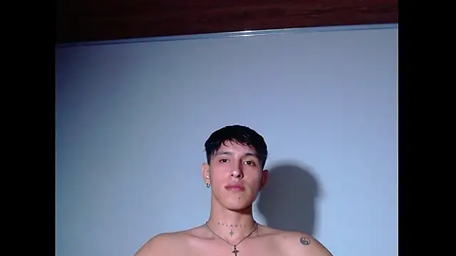 Snapshot of rowanbig chatting on 07/09/26, 03:21 rowanbig online show from 07/09/26, 03:21
