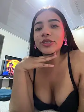 Snapshot of Caro_Mildrey chatting on 07/02/26, 03:34 Caro Mildrey online show from 07/02/26, 03:34