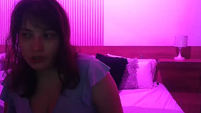 Snapshot of ValentinaGreyy chatting on 06/22/26, 09:56 ValentinaGreyy online show from 06/22/26, 09:56