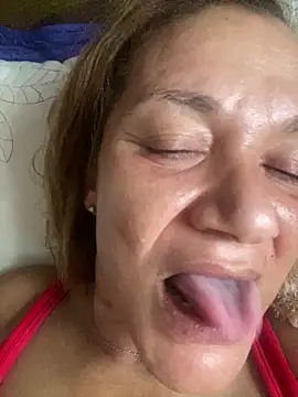 rosanna78322 online show from 06/16/26, 07:16