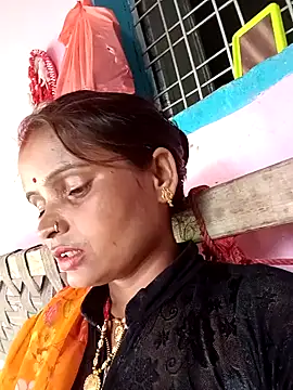 Snapshot of Divya_hot88 chatting on 07/06/26, 04:20 Divya hot88 online show from 07/06/26, 04:20