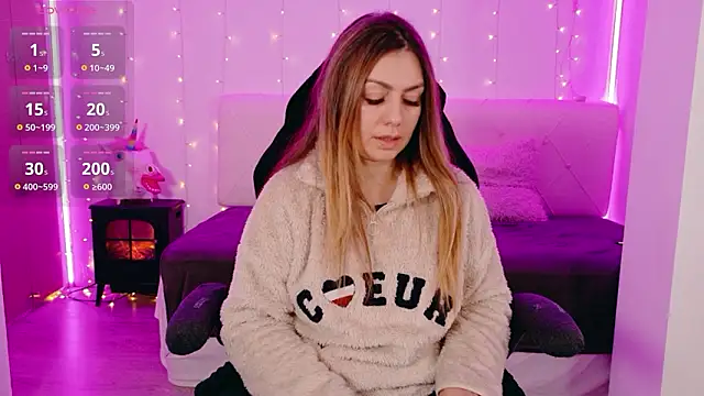 Snapshot of LindaWhite_ chatting on 02/13/26, 09:55 LindaWhite online show from 02/13/26, 09:55