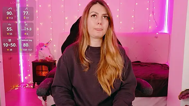 Snapshot of LindaWhite_ chatting on 03/13/26, 10:05 LindaWhite online show from 03/13/26, 10:05