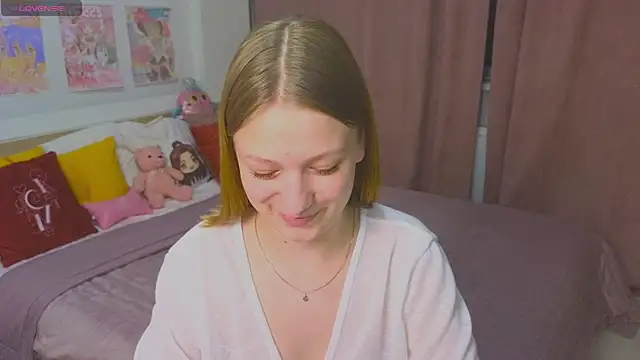 Snapshot of BeatriceLoven chatting on 06/14/26, 02:24 BeatriceLoven online show from 06/14/26, 02:24