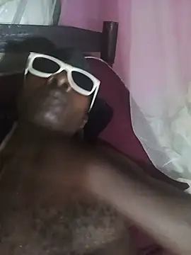 sexy guy254 online show from 06/04/26, 08:15