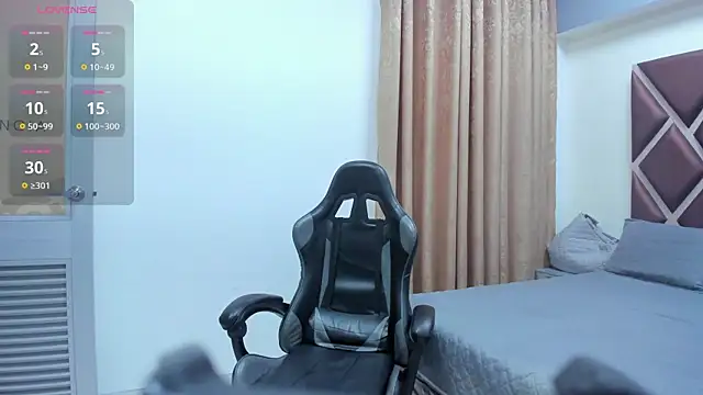 Snapshot of Ithan_Hott chatting on 07/15/26, 04:07 Ithan Hott online show from 07/15/26, 04:07
