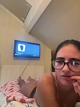 Snapshot of CherryC_x chatting on 06/04/26, 10:16 CherryC x online show from 06/04/26, 10:16