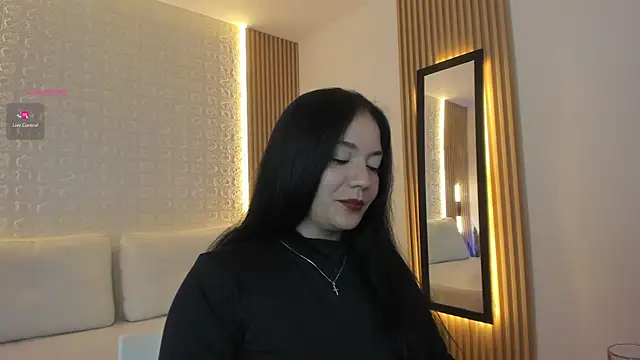 Snapshot of rebecaa_grey chatting on 06/20/26, 03:04 rebecaa grey online show from 06/20/26, 03:04