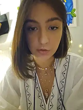 Snapshot of Juh_castro chatting on 06/02/26, 02:41 Juh castro online show from 06/02/26, 02:41