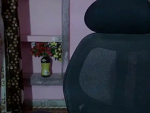 PRIYANKA 023 online show from 07/17/26, 09:05