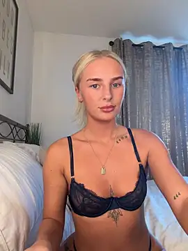 Snapshot of Millymae_ chatting on 06/19/26, 04:11 Millymae online show from 06/19/26, 04:11