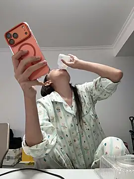 Snapshot of Xiao_Mao_meow chatting on 06/20/26, 12:47 Xiao Mao meow online show from 06/20/26, 12:47