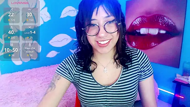 Snapshot of eli_doll chatting on 06/19/26, 11:25 eli doll online show from 06/19/26, 11:25