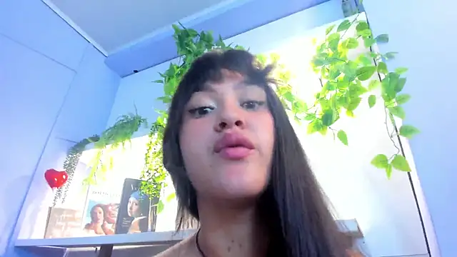 Snapshot of amberhanks chatting on 06/03/26, 02:33 amberhanks online show from 06/03/26, 02:33