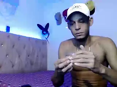 Snapshot of Brendt_Hotx chatting on 06/28/26, 05:24 Brendt Hotx online show from 06/28/26, 05:24