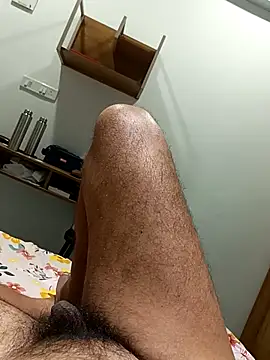 Snapshot of indiboy009 chatting on 09/20/25, 10:38 indiboy009 online show from 09/20/25, 10:38