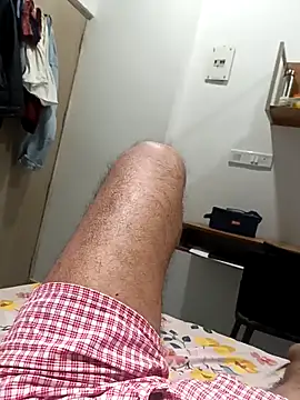 indiboy009 online show from 12/15/25, 03:27