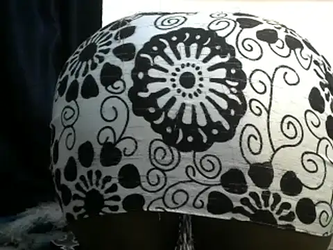 Snapshot of Sweetass-B chatting on 07/05/26, 11:39 Sweetass-B online show from 07/05/26, 11:39