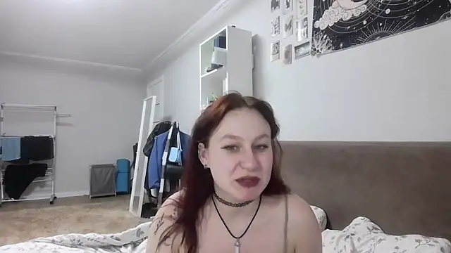 Snapshot of LoiseLovetto chatting on 06/13/26, 09:24 LoiseLovetto online show from 06/13/26, 09:24