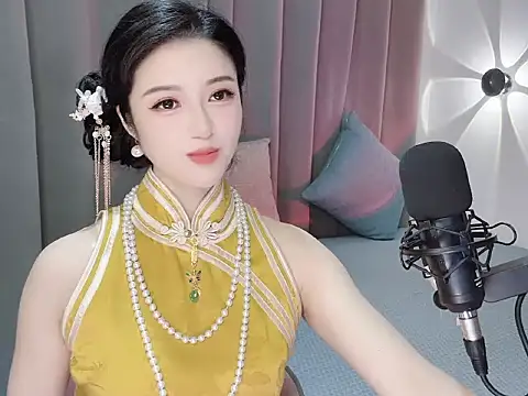 Momo-Wow online show from 06/03/26, 06:16