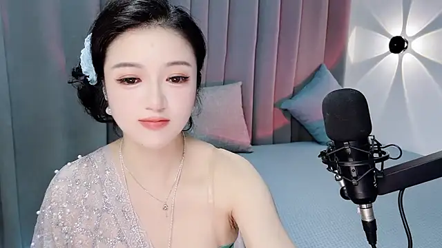 Momo-Wow online show from 07/04/26, 06:30