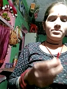 Snapshot of siwanijha007 chatting on 06/09/26, 04:18 siwanijha007 online show from 06/09/26, 04:18
