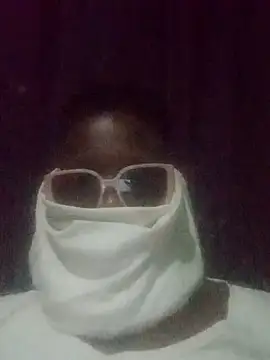 Snapshot of MAKHASSET_JNR7 chatting on 06/14/26, 11:51 MAKHASSET JNR7 online show from 06/14/26, 11:51