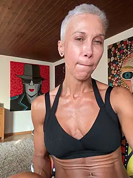 GymQueenCarmen online show from 07/19/26, 05:11