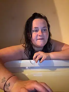 CurvyScarlett69 online show from 06/03/26, 09:53