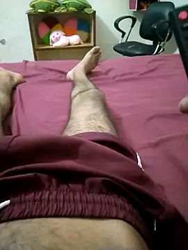 hotyuvraj69 online show from 06/24/26, 02:16