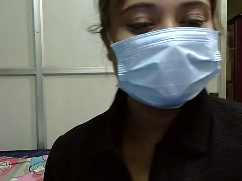 Snapshot of Sexy-Bulti chatting on 05/17/26, 06:22 Sexy-Bulti online show from 05/17/26, 06:22