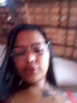 Snapshot of Silmara21 chatting on 06/18/26, 05:39 Silmara21 online show from 06/18/26, 05:39