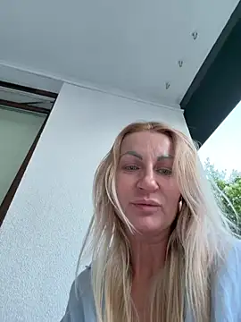 Snapshot of Margerita69 chatting on 06/06/26, 06:23 Margerita69 online show from 06/06/26, 06:23