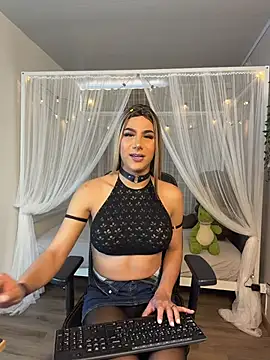 Martinaa Rose online show from 06/25/26, 12:53