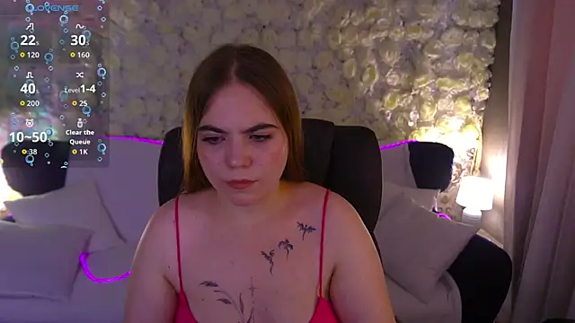 LikaMoons online show from 06/04/26, 12:33