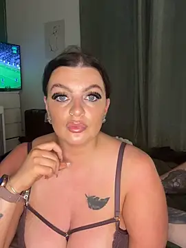 Maddison Leighxo online show from 06/19/26, 08:34