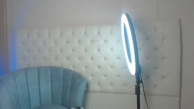 Snapshot of alexa___11 chatting on 07/08/26, 12:42 alexa 11 online show from 07/08/26, 12:42