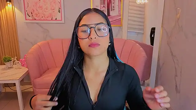lia x a online show from 06/05/26, 01:17